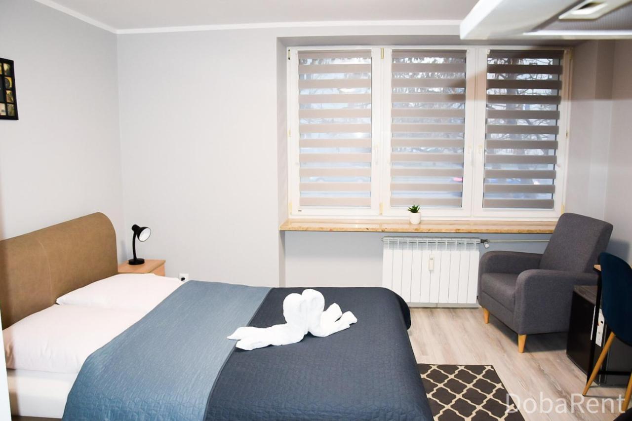 Apartamenty I Pokoje Centrum Pilsudskiego เบียวิสตอก ภายนอก รูปภาพ